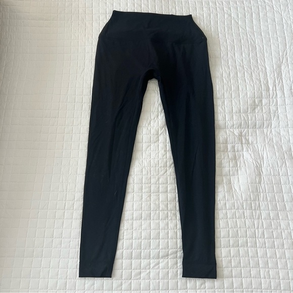 ACTIVEWEAR CLEAR OUT - Picture 3 of 16